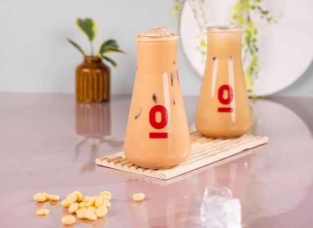 Iced Gold Chocolate Mocha